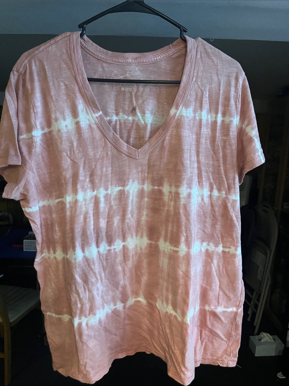 Universal Thread Pink & White Tie-Dye V-Neck Tee